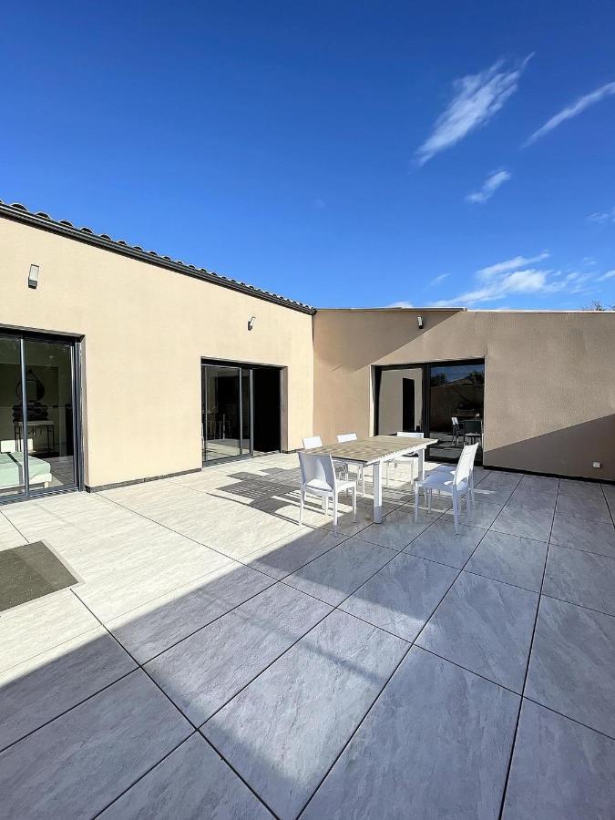 Villa 400M2 Piscine Interieure Tres Calme Agde Exteriér fotografie