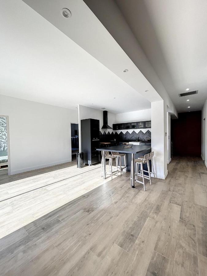 Villa 400M2 Piscine Interieure Tres Calme Agde Exteriér fotografie