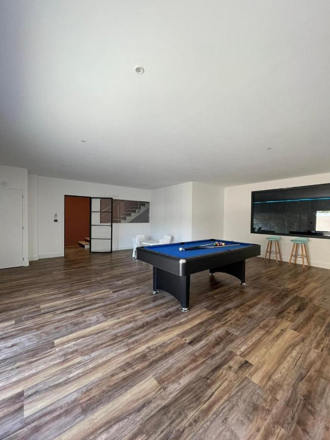 Villa 400M2 Piscine Interieure Tres Calme Agde Exteriér fotografie